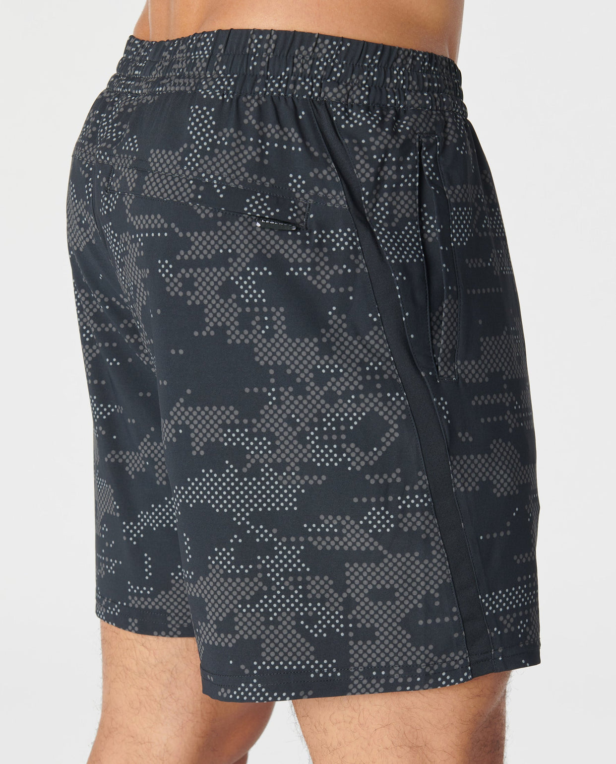 Bishop Short Digital Camo Black